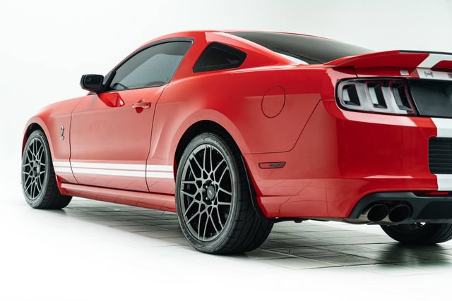 Used 2014 Ford Mustang Shelby GT500 w/ Equipment Group 821A RWD image 19