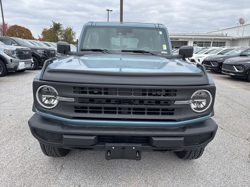 Used 2023 Ford Bronco 2-Door image 2