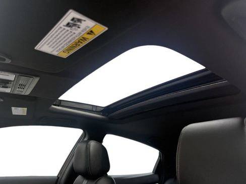 Used 2018 Honda Civic Sport Touring image 8