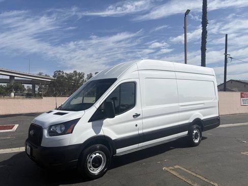 Used 2025 Ford Transit 250 148 High Roof Extended w/ Load Area Protection Package RWD image 2