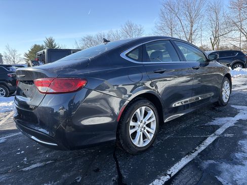 Certified 2016 Chrysler 200 Limited Platinum w/ Comfort & Convenience Group image 7