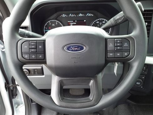 New 2024 Ford F550 4x4 Regular Cab Super Duty image 16