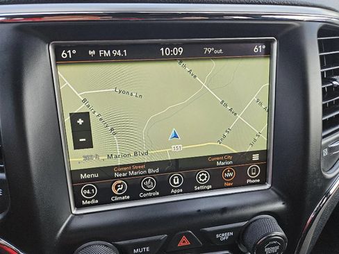 Used 2018 Jeep Grand Cherokee Trailhawk AWD/4WD image 22