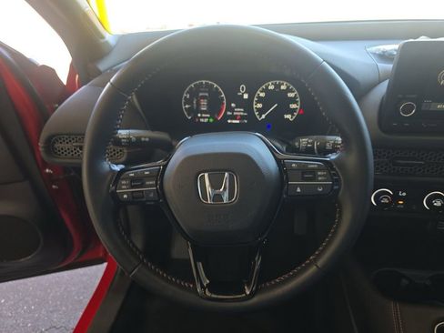 Used 2025 Honda HR-V Sport image 21