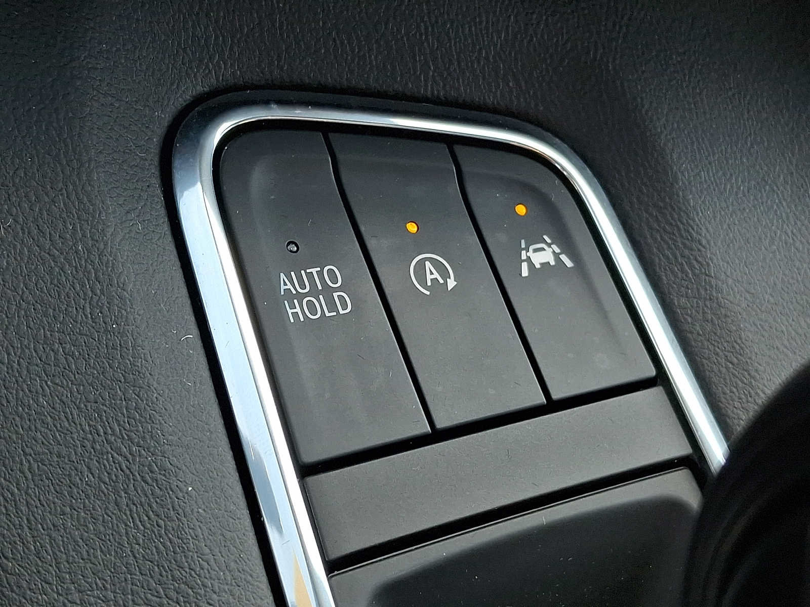 Used 2023 Cadillac Escalade Premium Luxury w/ LPO, Floor Liner Package AWD/4WD image 24