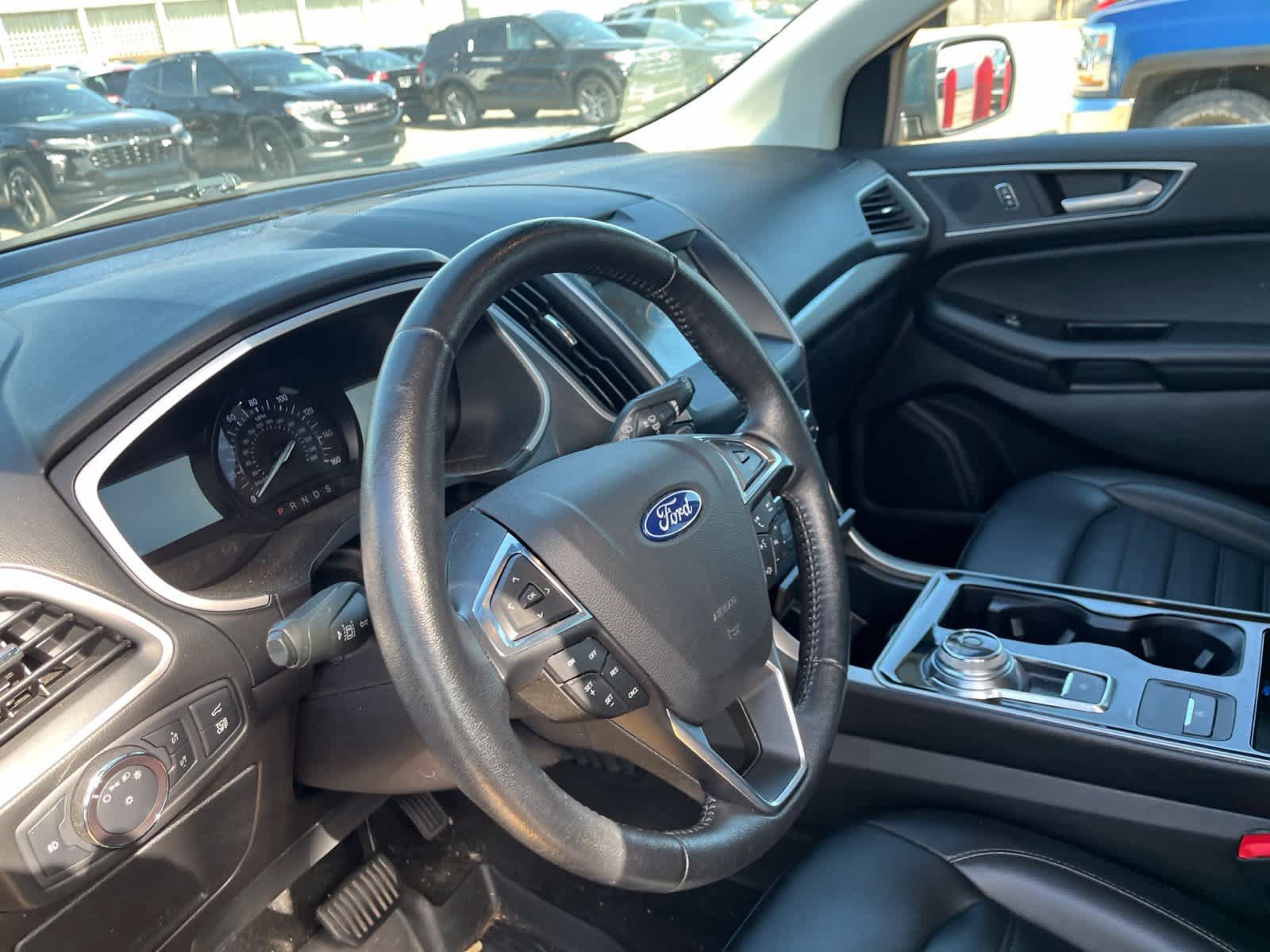 Used 2019 Ford Edge SEL w/ Equipment Group 201A AWD/4WD image 26