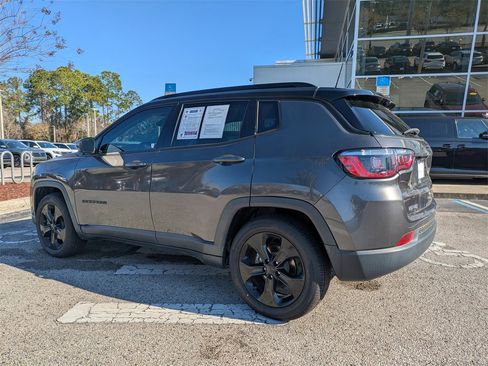 Used 2021 Jeep Compass Latitude image 13