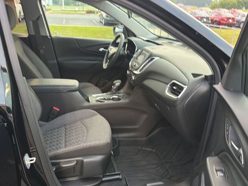 Used 2024 Chevrolet Equinox LT FWD image 13