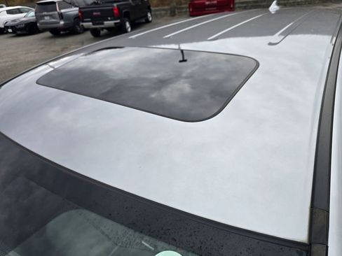 Used 2018 Honda Odyssey Elite image 24