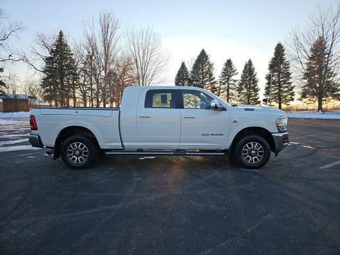 Used 2022 RAM 3500 Limited w/ Rambox Utility Group image 7