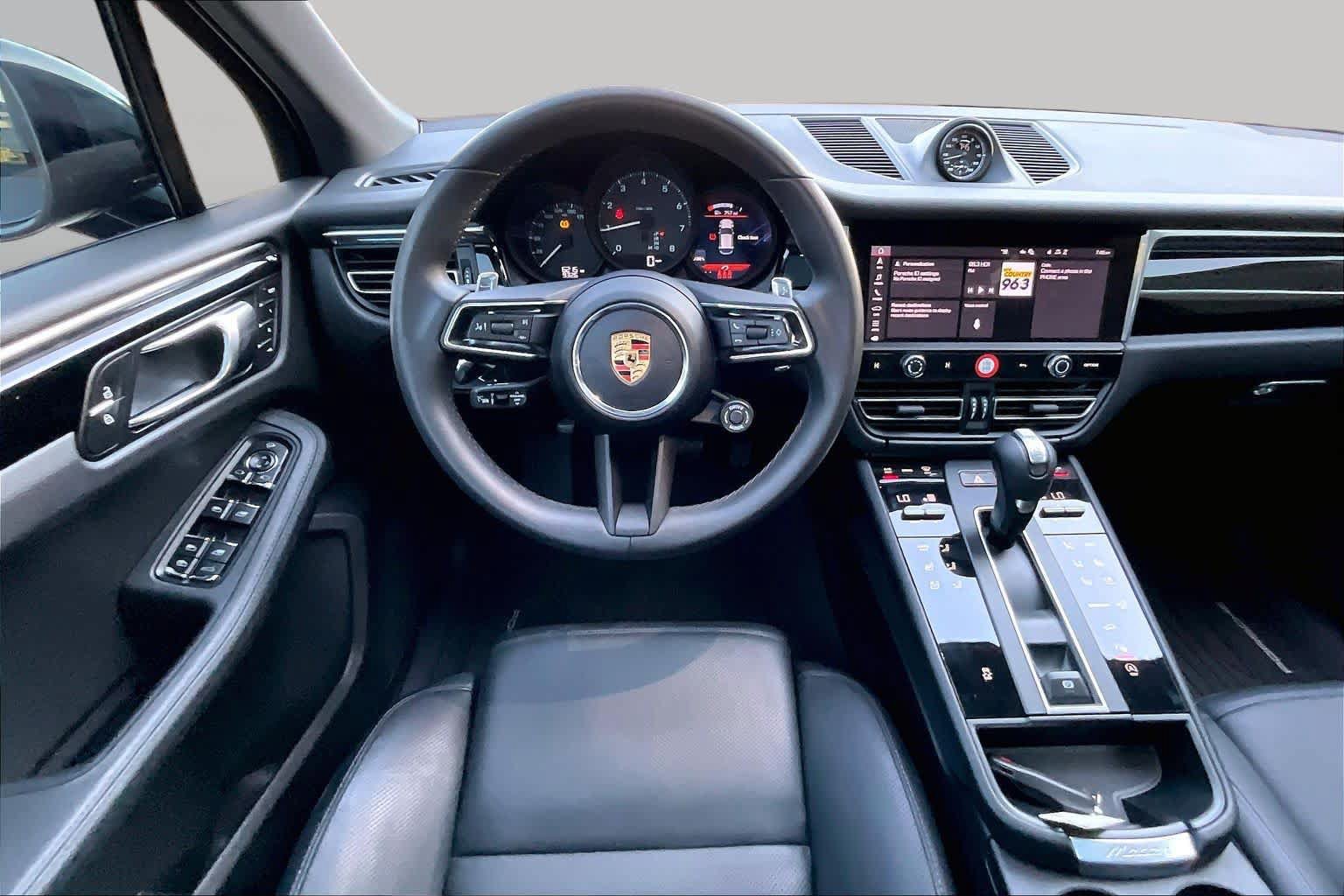 Used 2026 Porsche Macan AWD/4WD image 6