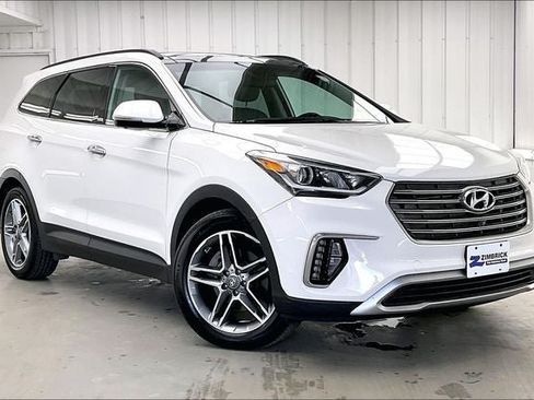 Used 2018 Hyundai Santa Fe AWD image 1