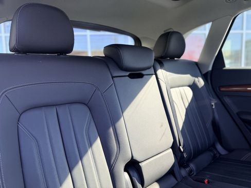 Certified 2023 Audi Q5 2.0T Premium Plus w/ Premium Plus Package image 19