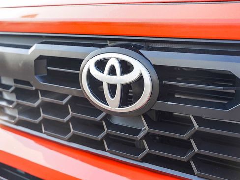 Used 2024 Toyota Tacoma TRD Off-Road image 11