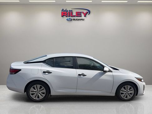 Used 2024 Nissan Sentra S FWD image 6