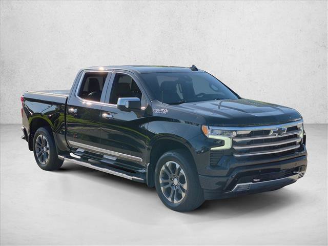 Used 2022 Chevrolet Silverado 1500 High Country w/ Z71 Off-Road Package AWD/4WD image 3