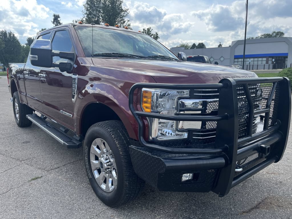 Used 2017 Ford F250 Lariat w/ Lariat Ultimate Package AWD/4WD image 4