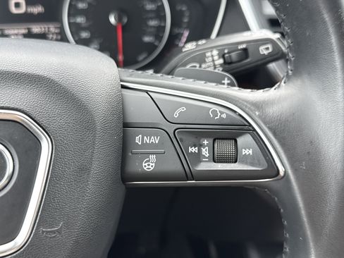 Used 2018 Audi Q5 2.0T Premium Plus w/ Premium Plus Package image 17