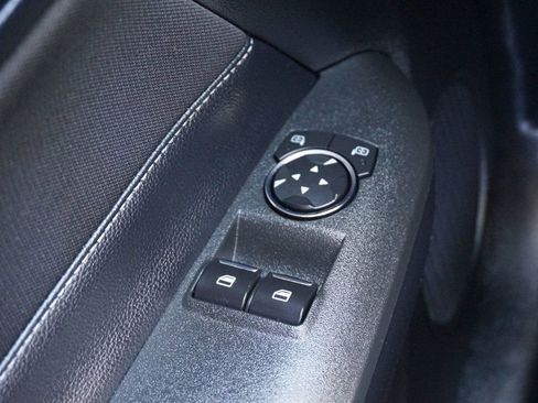 Used 2017 Ford Mustang GT RWD image 22