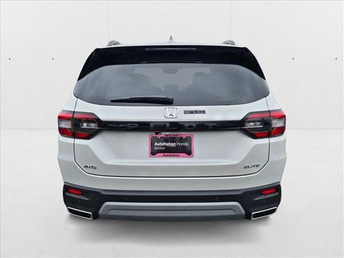 New 2025 Honda Pilot Elite image 6