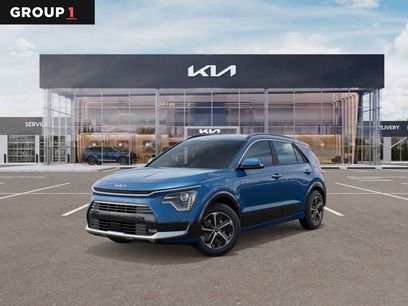 Certified 2025 Kia Niro SX
