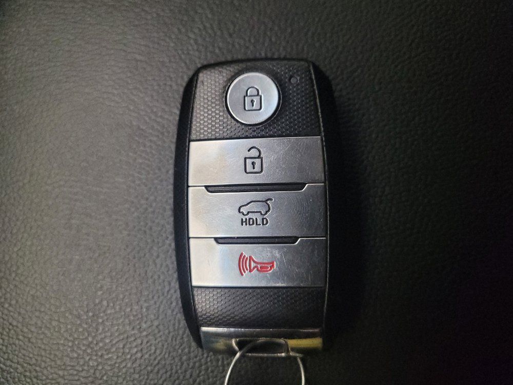 Used 2019 Kia Sorento SX AWD/4WD image 32