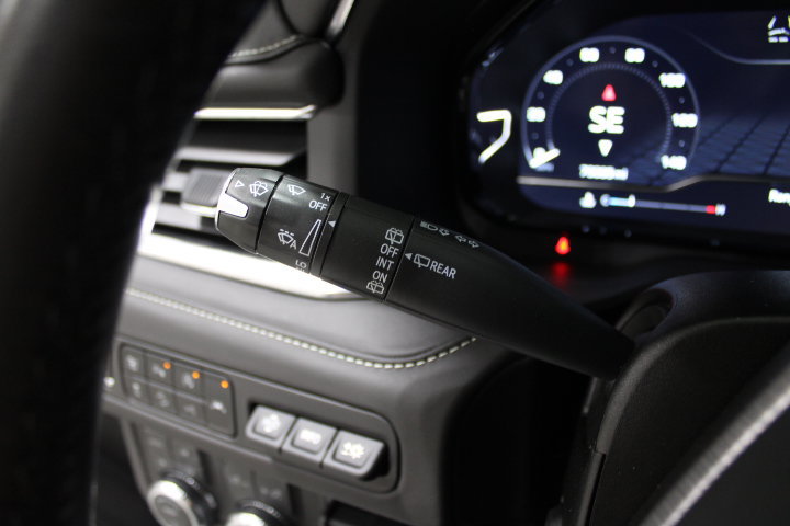 Used 2023 GMC Yukon Denali Ultimate AWD/4WD image 40