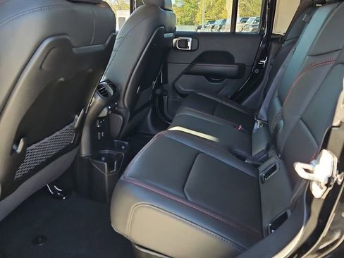 New 2026 Jeep Gladiator Rubicon w/ Steel Power Dome Hood Package AWD/4WD image 9