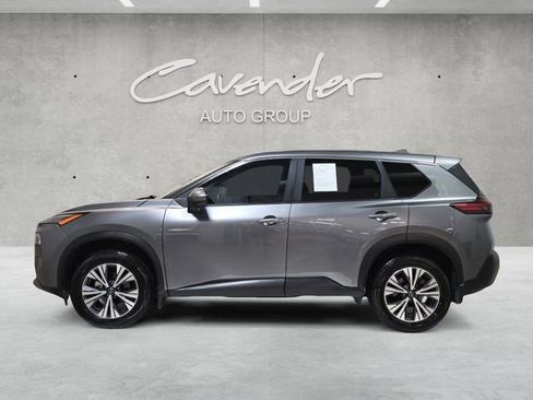 Used 2023 Nissan Rogue SV FWD image 13