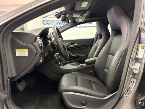 Used 2014 Mercedes-Benz CLA 250 image 9
