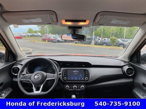 Used 2023 Nissan Kicks SV FWD image 38