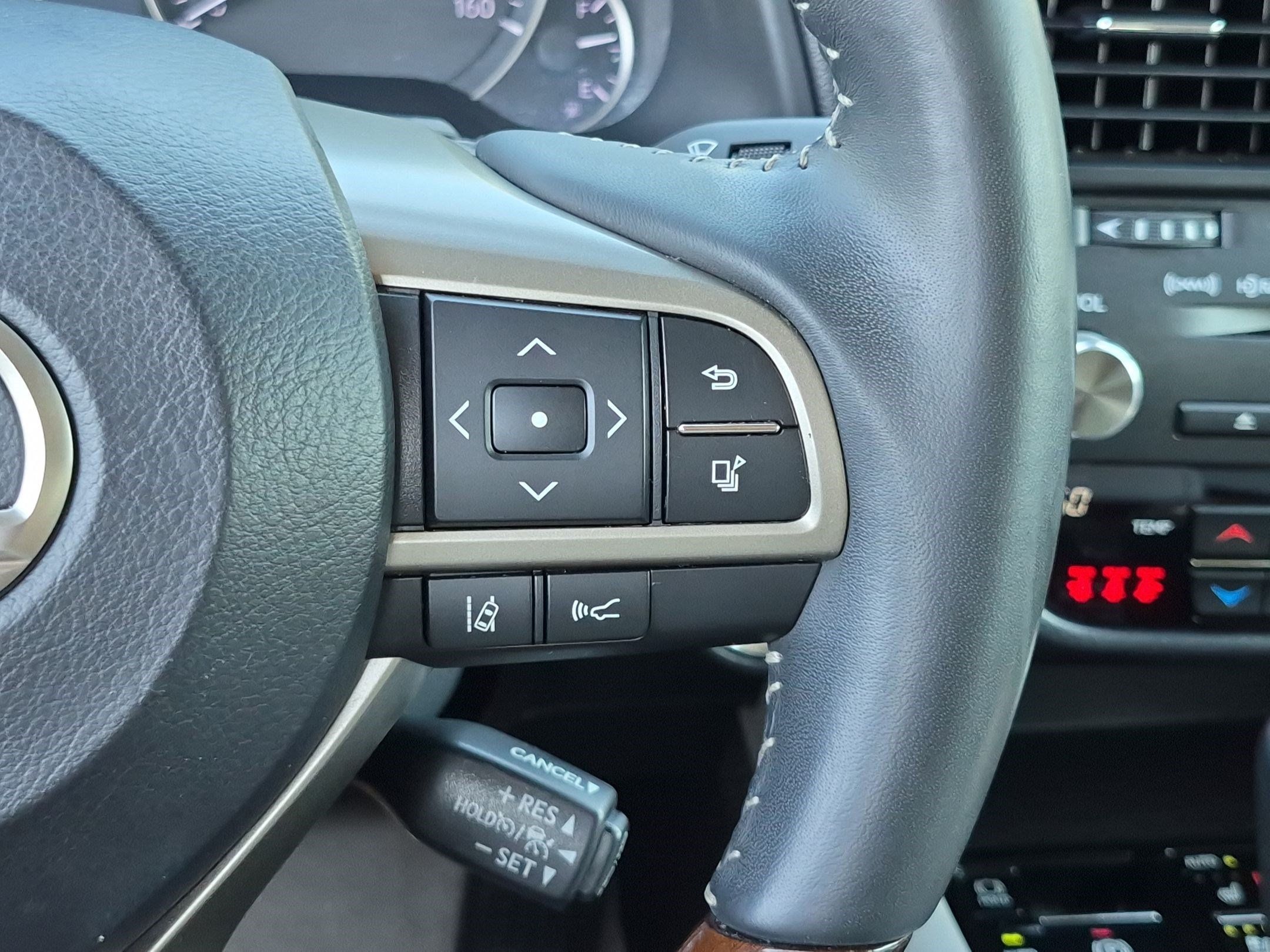 Used 2019 Lexus RX 450h AWD w/ Navigation Package image 20