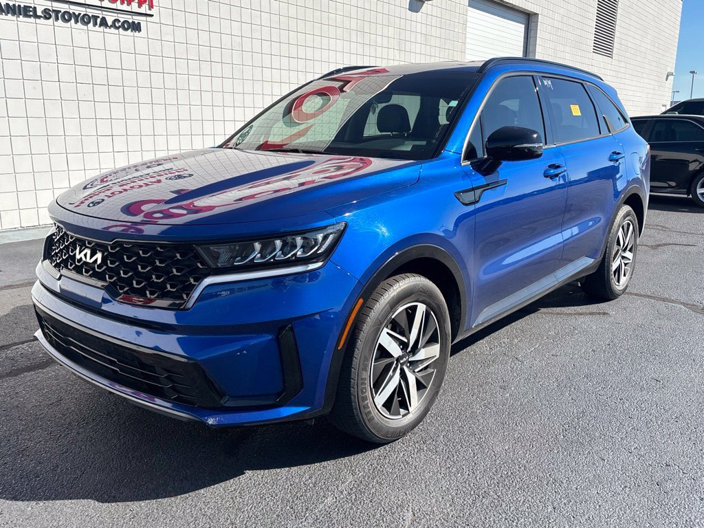 Used 2022 Kia Sorento S FWD image 1
