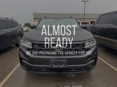 Used 2022 Volkswagen Atlas Cross Sport SEL R-Line AWD/4WD image 1
