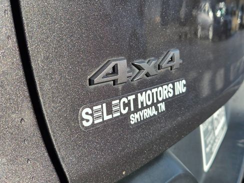 Used 2016 Jeep Cherokee Trailhawk w/ Cold Weather Group image 10