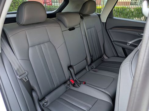 New 2025 Audi Q5 Premium image 11