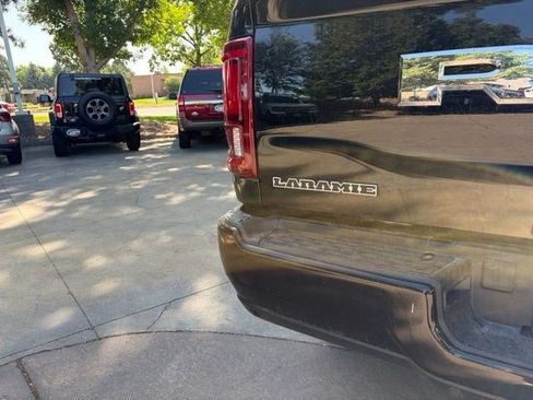Used 2025 RAM 1500 Laramie w/ Sport Appearance Package AWD/4WD image 12