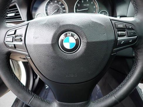 Used 2013 BMW 528i xDrive Sedan image 16