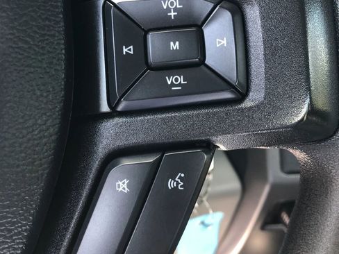 Used 2019 Ford F550 4x4 Regular Cab Super Duty image 12