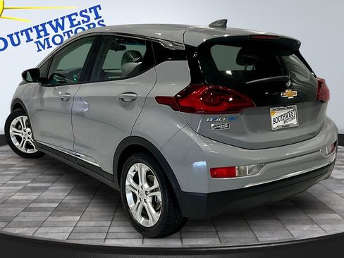 Used 2021 Chevrolet Bolt LT FWD image 5