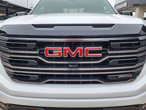New 2026 GMC Sierra 1500 AT4 w/ AT4 Premium Package AWD/4WD image 10