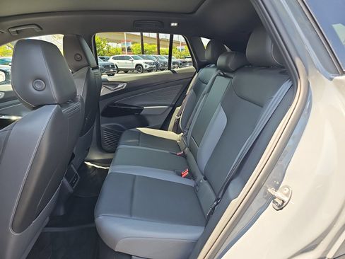 Certified 2023 Volkswagen ID.4 S RWD image 15