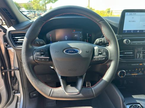 Used 2024 Ford Escape ST-Line FWD image 12