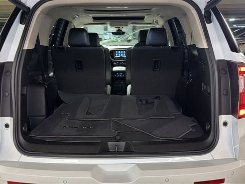 Used 2023 GMC Acadia Denali w/ Denali Ultimate Package image 16