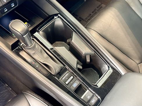 Used 2024 Honda Accord Touring image 19