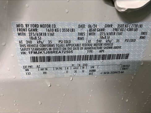 Certified 2024 Ford Expedition Max XLT image 34