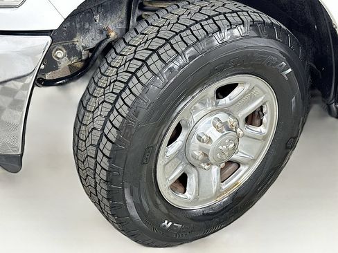 Used 2017 RAM 2500 SLT RWD image 24