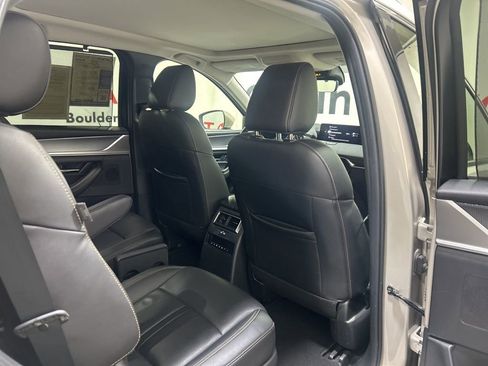 Used 2024 MAZDA CX-90 3.3 Turbo w/ Premium Package image 15