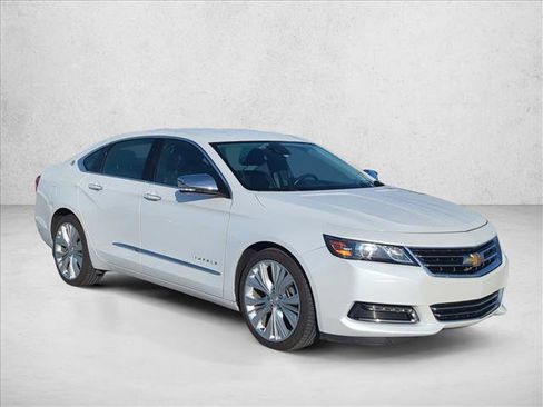Used 2017 Chevrolet Impala Premier w/ Enhanced Convenience Package image 3