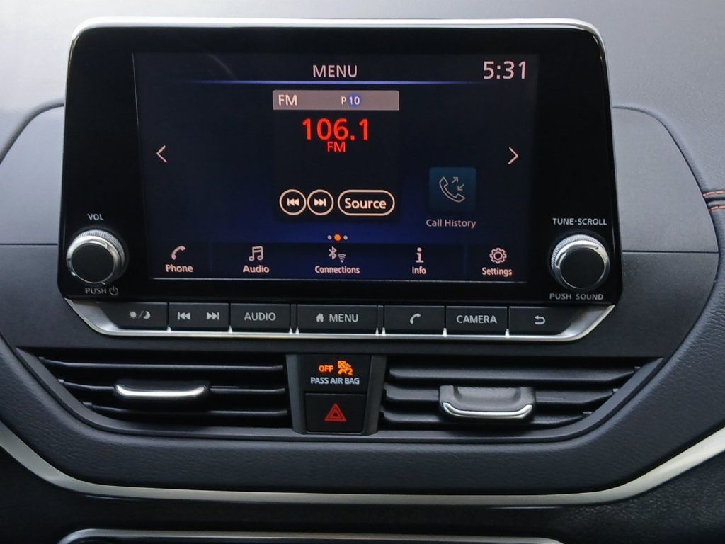 Used 2022 Nissan Altima 2.0 SR FWD image 8